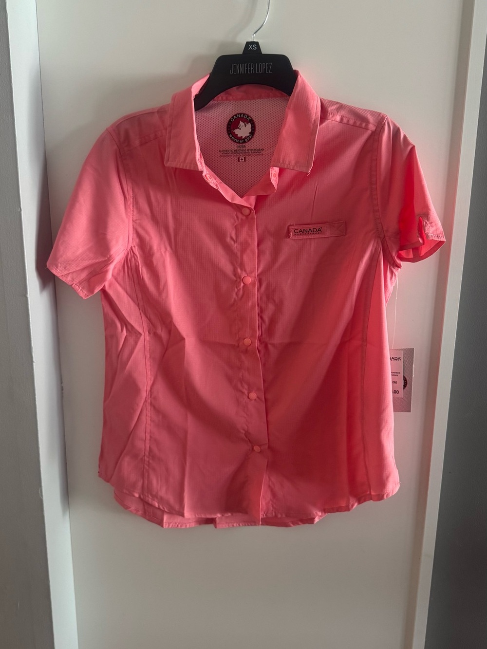 Canada GearTech Gear Comfort Button-Front Pink Short Sleeve Snap close Top M